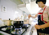 上海居民燃?xì)鈨r(jià)格調(diào)整聽證會(huì)18日舉行 實(shí)施階梯氣價(jià)