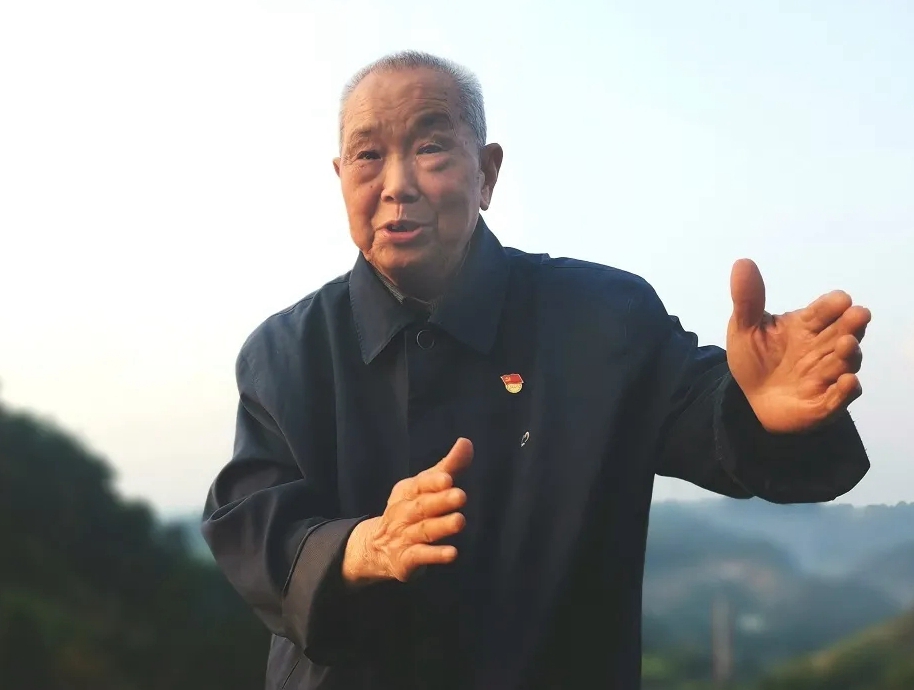 “九旬護(hù)林員”周永開(kāi)