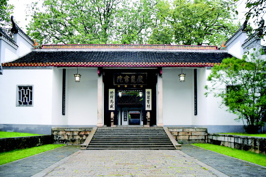 千年岳麓，弦歌不絕