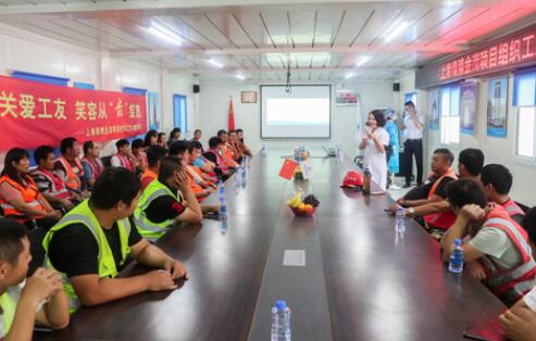 “小病挺，大病拖” 農(nóng)民工的健康保障如何破題？