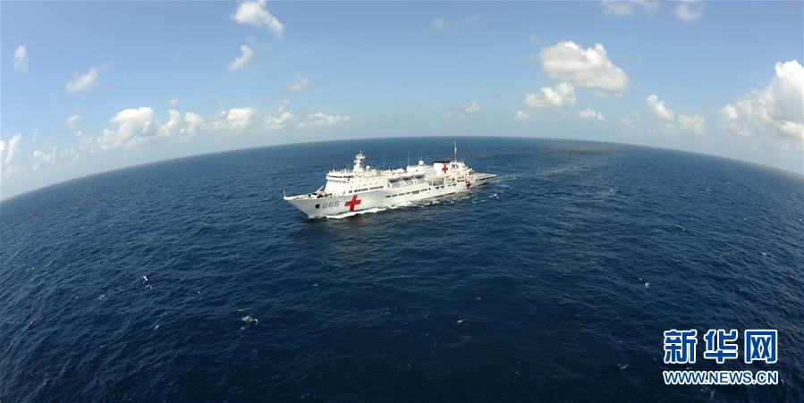 （圖文互動）（1）中國之舟，為和平友愛而來——一份來自中國海軍和平方舟號醫(yī)院船的報告