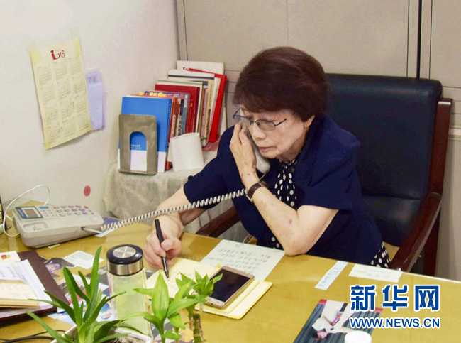 老年生活精力都放在教育上，健康秘訣是保持學(xué)習(xí)，簡單生活。