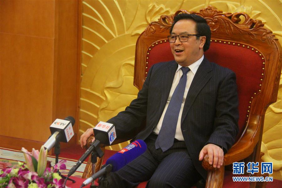 （XHDW·圖文互動(dòng)）專訪：愿中國(guó)人民在中共領(lǐng)導(dǎo)下取得更多成就——訪越共中央委員、中央對(duì)外部部長(zhǎng)黃平君