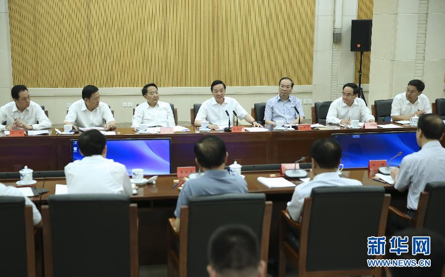8月31日，中宣部在北京召開創(chuàng)新新聞傳播工作交流會，中共中央政治局委員、中央書記處書記、中宣部部長劉奇葆出席會議并講話。新華社記者蘭紅光攝