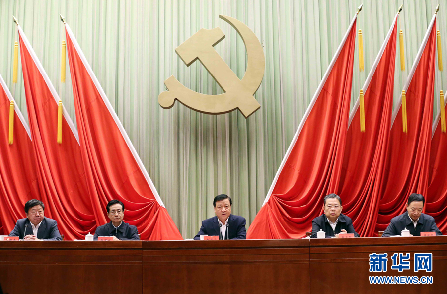 11月14日，中共中央黨校在北京舉行2016年秋季學(xué)期第二批入學(xué)學(xué)員開學(xué)典禮。中共中央政治局常委、中央黨校校長(zhǎng)劉云山出席并講話。新華社記者 劉衛(wèi)兵 攝