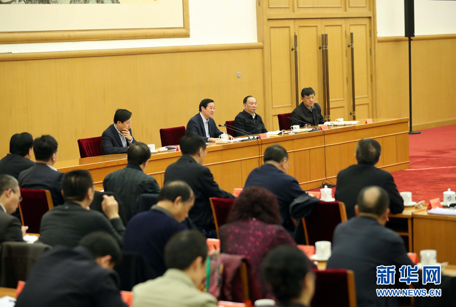3月23日，治國理政論壇“‘四個全面’戰(zhàn)略布局系列理論研討會”首場研討會在北京召開，中共中央政治局委員、中央書記處書記、中宣部部長劉奇葆出席會議并講話。新華社記者 劉衛(wèi)兵 攝

