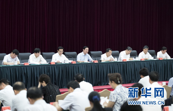 7月12日，中共中央政治局委員、中央書記處書記、中宣部部長劉奇葆在北京出席全國出版工作會議。 新華社記者 丁海濤 攝