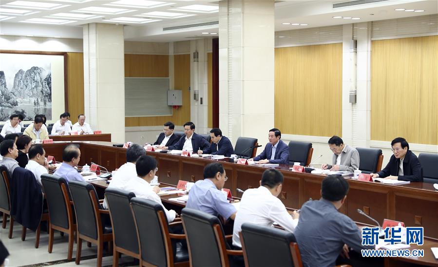 9月21日，中宣部在北京召開(kāi)中央媒體駐外機(jī)構(gòu)外宣工作座談會(huì)。中共中央政治局委員、中央書(shū)記處書(shū)記、中宣部部長(zhǎng)劉奇葆出席座談會(huì)并講話(huà)。新華社記者 謝環(huán)馳 攝 