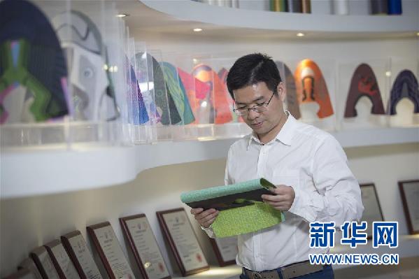 （十九大時(shí)光·圖文互動(dòng)）（3）青春，在夢想的引領(lǐng)下飛揚(yáng)——來自基層蹲點(diǎn)現(xiàn)場的報(bào)道