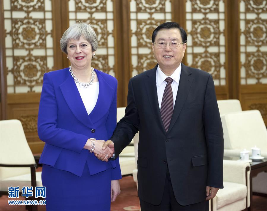 2月1日，全國人大常委會委員長張德江在北京人民大會堂會見英國首相特雷莎·梅。新華社記者 李濤 攝