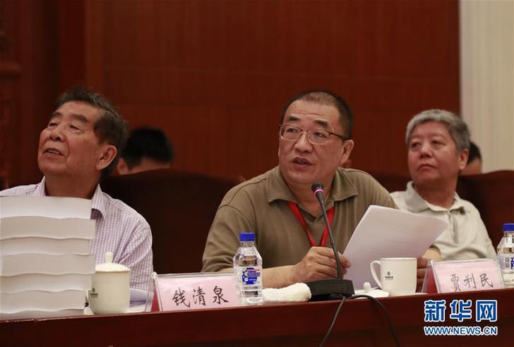 （弘揚(yáng)民族精神、奮斗精神·圖文互動(dòng)）“核心技術(shù)只能一步一個(gè)腳印干出來”——記中國高鐵領(lǐng)軍人物之一賈利民
