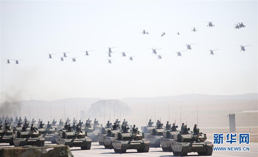 （新華全媒頭條·強(qiáng)軍思想引領(lǐng)新征程·圖文互動(dòng)）（6）那一刻，我們光榮接受檢閱