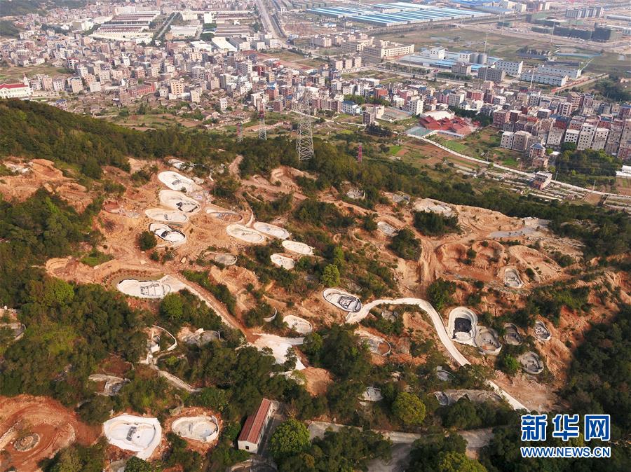 （新華視點(diǎn)·圖文互動(dòng)）（6）福州沿海：密林深處、水庫(kù)旁邊，大片豪華活人墓偷偷建造……