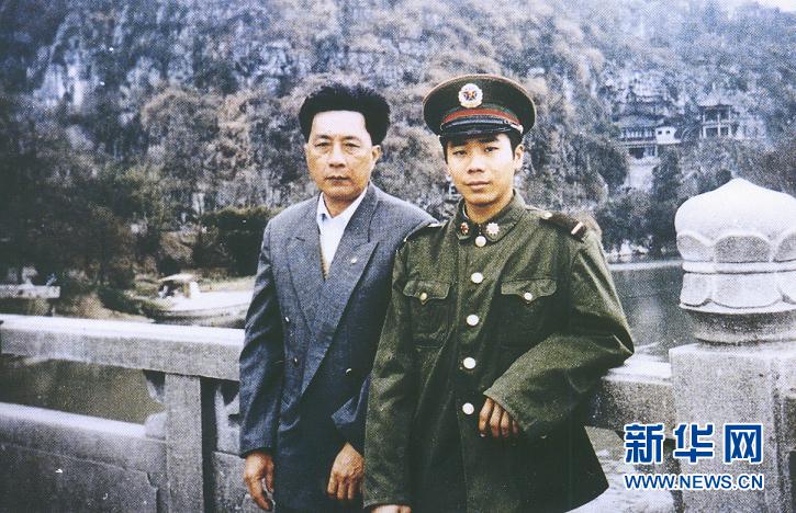 （新華全媒頭條·愛(ài)國(guó)情 奮斗者·圖文互動(dòng)）（3）致敬，為祖國(guó)獻(xiàn)身的英雄！