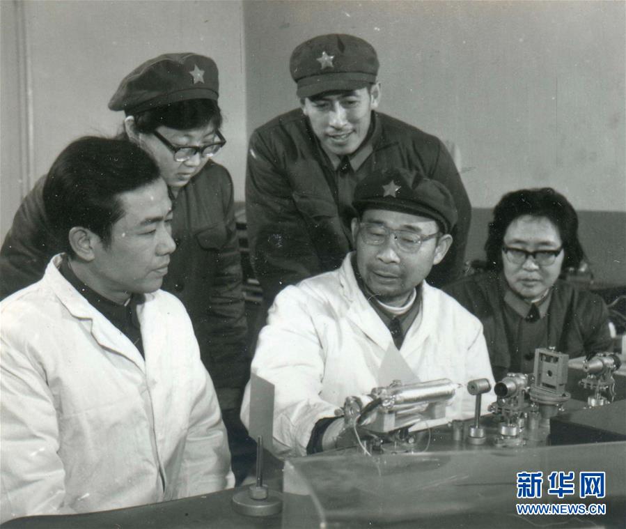 （愛國情 奮斗者·圖文互動(dòng)）（1）永不停轉(zhuǎn)的“陀螺”——追記中國工程院院士、國防科技大學(xué)教授高伯龍