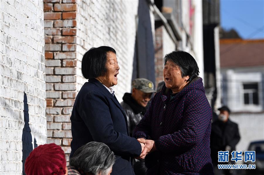 （壯麗70年·奮斗新時(shí)代——共和國榮光·圖文互動(dòng)）（2）申紀(jì)蘭：“勿忘人民、勿忘勞動(dòng)”