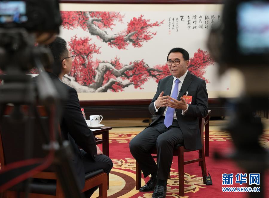 （兩會(huì)·圖文互動(dòng)）（2）全國人大代表、中科院院長白春禮：打破關(guān)鍵核心技術(shù)“瓶頸”