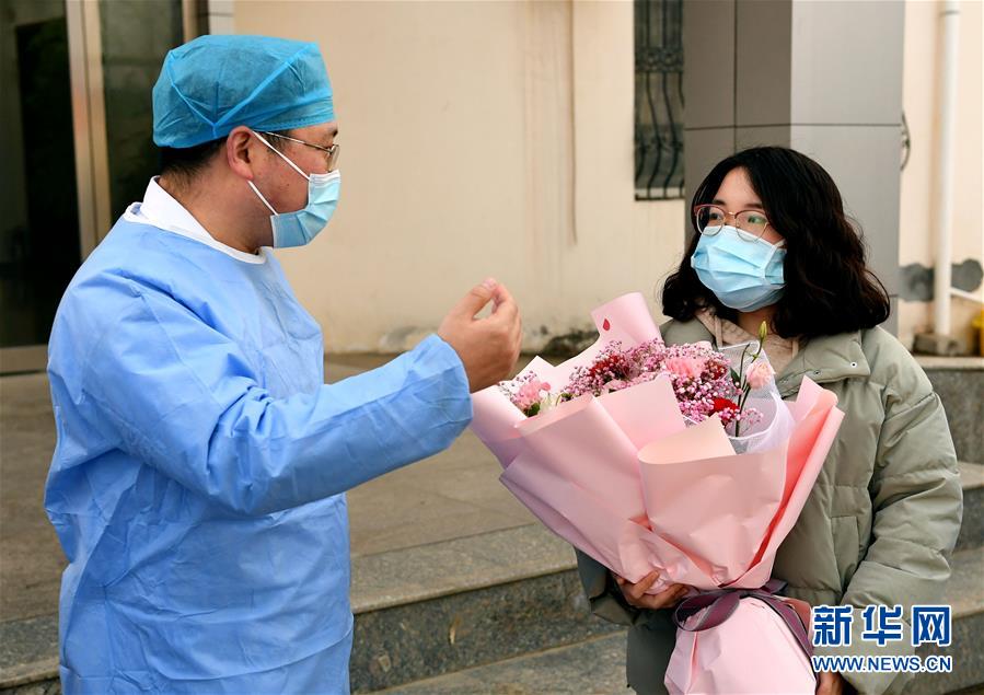 （聚焦疫情防控·圖文互動(dòng)）（3）女研究生在縣級(jí)醫(yī)院治愈：“我能挺過來，其他人也可以”