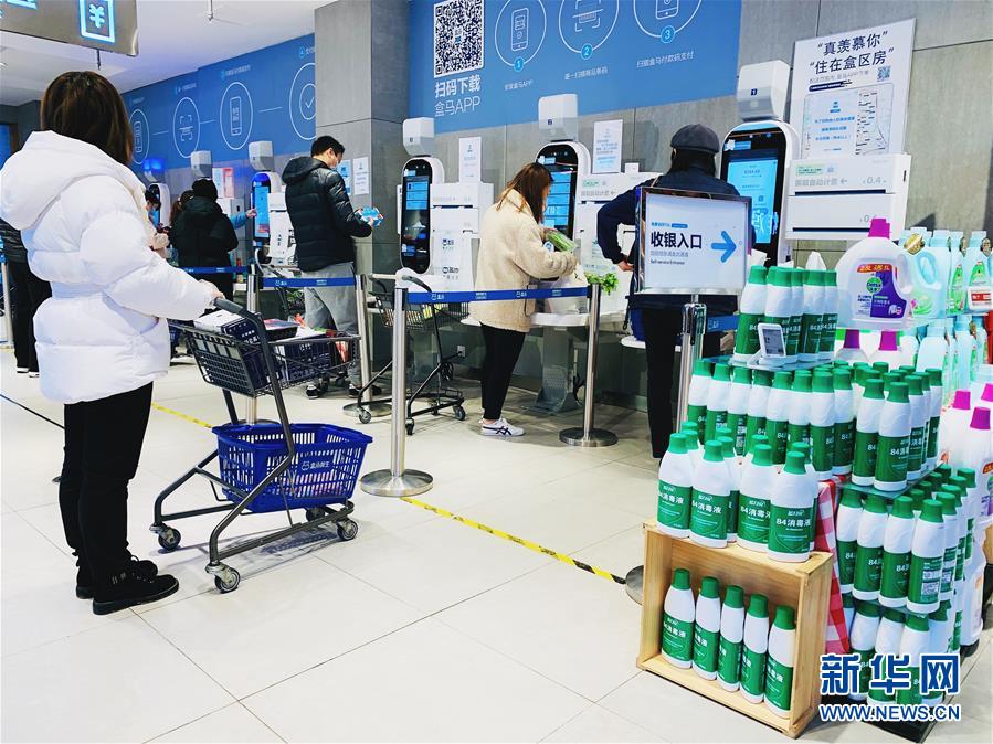 （圖文互動）（2）吃粉擼串，商圈“打卡”，動車出廠——湖南“標簽”復蘇記