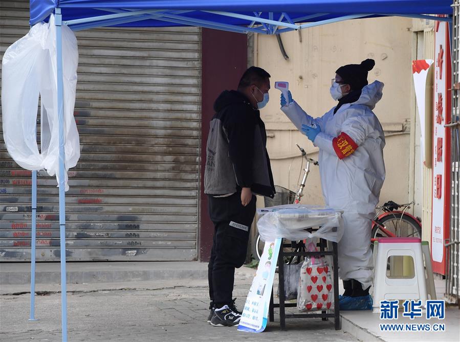 （新華全媒頭條·圖文互動）（1）將戰(zhàn)“疫”進行到底！——寫在武漢疫情防控的關(guān)鍵階段