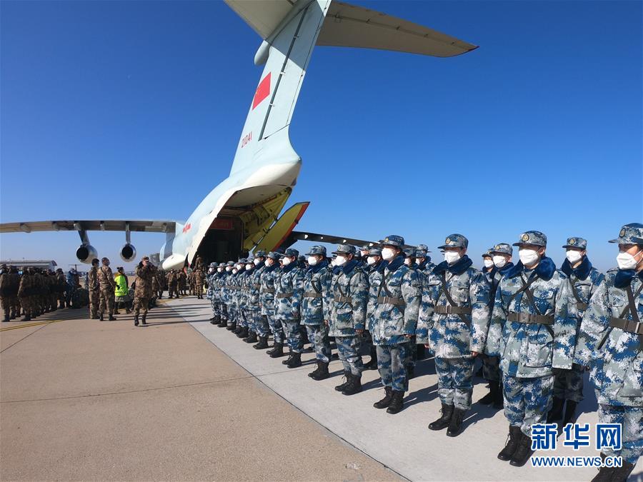 （一線抗疫群英譜·圖文互動(dòng)）（3）起飛，在人民最需要的時(shí)刻——中部戰(zhàn)區(qū)空軍航空兵某團(tuán)支援湖北抗“疫”空運(yùn)記事