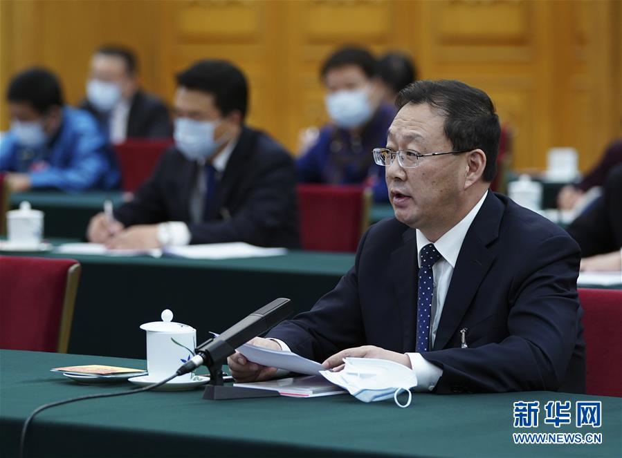 （新華全媒頭條·圖文互動）（9）從人民中汲取磅礴力量——習近平總書記同出席2020年全國兩會人大代表、政協(xié)委員共商國是紀實