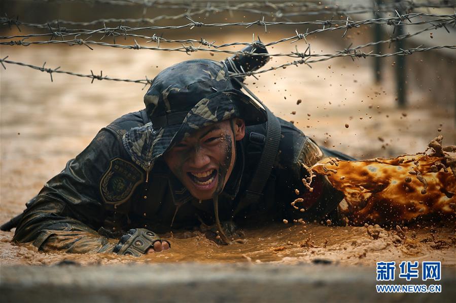 （在習(xí)近平強軍思想指引下·我們在戰(zhàn)位報告·圖文互動）（2）駐澳門部隊：濠江之畔，最可愛的人