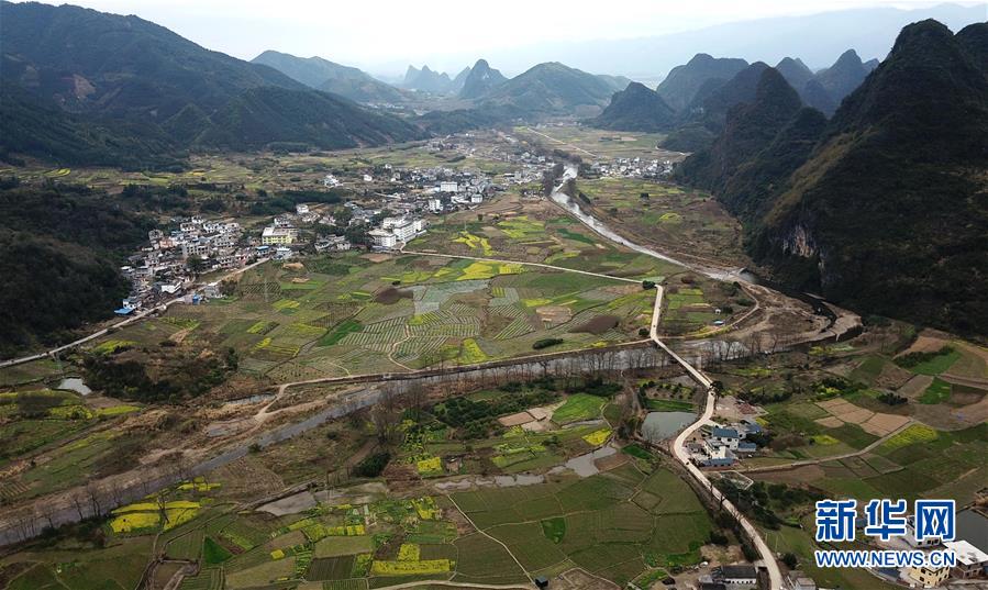 十八大以來，習(xí)近平反復(fù)強(qiáng)調(diào)“綠水青山”