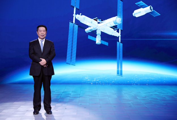 將要建造的空間站基本構(gòu)型有三個(gè)艙，構(gòu)成英文T字型