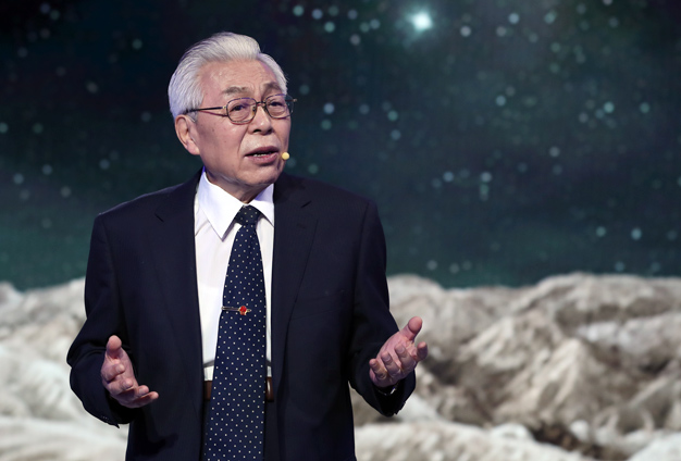 雖然已經(jīng)84歲了，但我還會(huì)加倍努力。