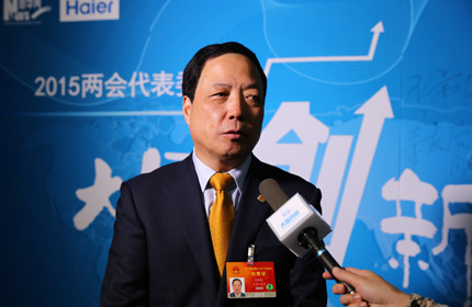 “一個(gè)技術(shù)點(diǎn)上的創(chuàng)新，形成一個(gè)體系的技術(shù)創(chuàng)新，再形成一個(gè)體系的標(biāo)準(zhǔn)。”