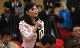 中評(píng)社、中評(píng)網(wǎng)記者提問