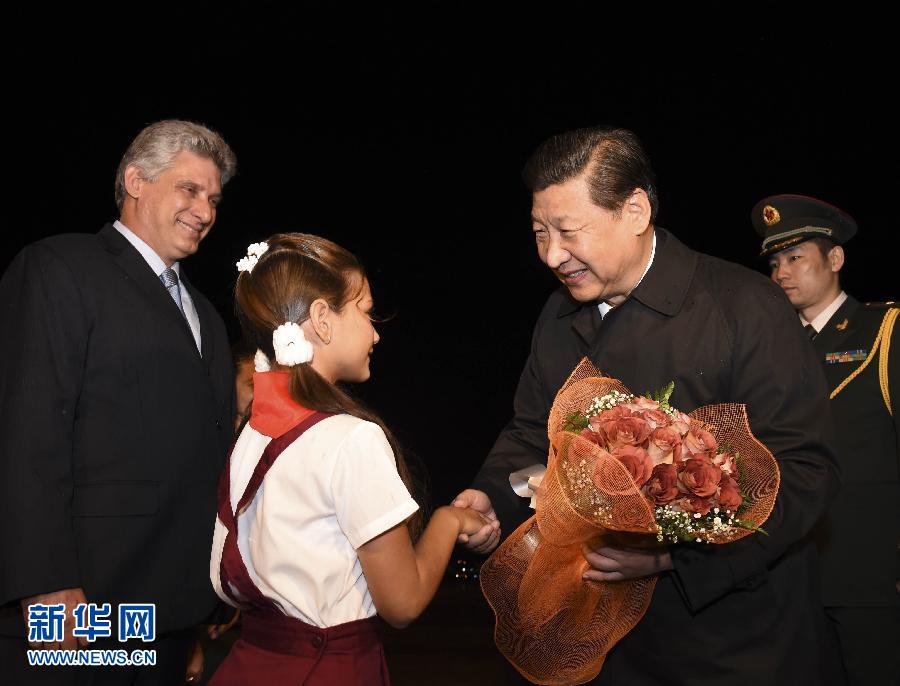 當(dāng)?shù)貢r(shí)間7月21日晚9時(shí)許，國(guó)家主席習(xí)近平乘坐的專機(jī)抵達(dá)哈瓦那何塞·馬蒂國(guó)際機(jī)場(chǎng)，開始對(duì)古巴進(jìn)行國(guó)事訪問。新華社記者李學(xué)仁攝