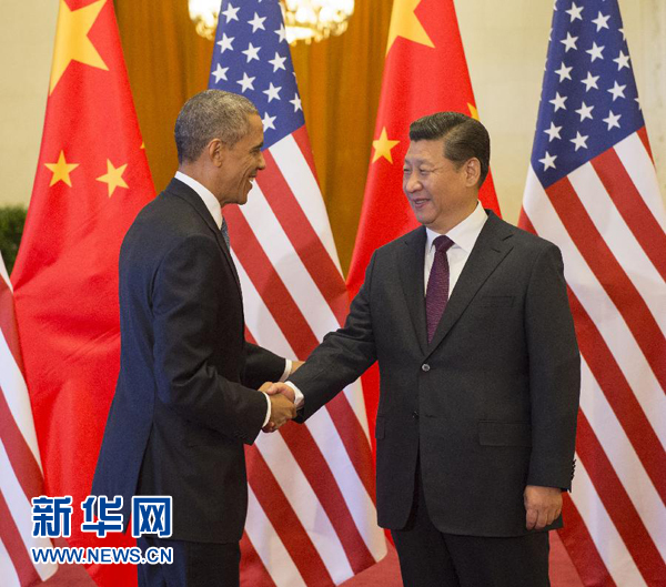 11月12日，國家主席習(xí)近平在北京人民大會(huì)堂舉行歡迎儀式，歡迎美國總統(tǒng)奧巴馬對(duì)中國進(jìn)行國事訪問。 新華社記者 李學(xué)仁 攝