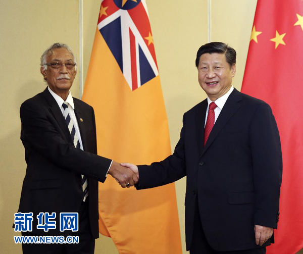 11月22日，國家主席習(xí)近平在斐濟(jì)楠迪會見紐?？偫硭?。新華社記者姚大偉攝 