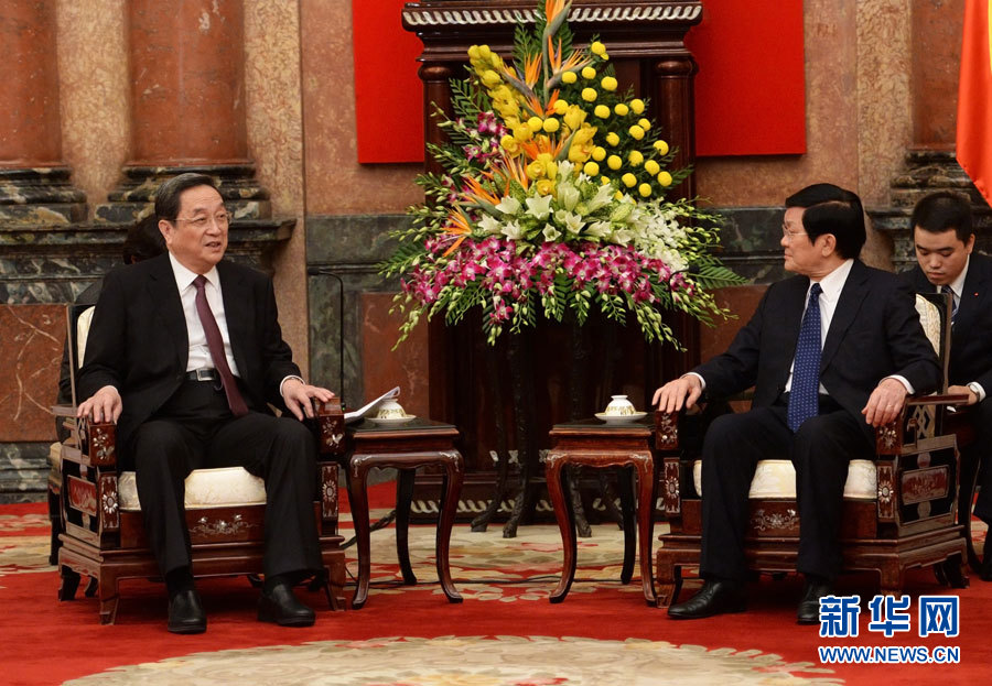 12月25日至27日，中共中央政治局常委、全國政協(xié)主席俞正聲對越南進行正式訪問。這是12月26日，俞正聲在河內(nèi)會見越南國家主席張晉創(chuàng)。 新華社記者劉建生攝