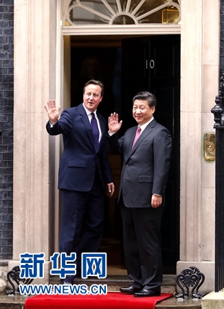 10月21日，國(guó)家主席習(xí)近平在倫敦唐寧街首相府同英國(guó)首相卡梅倫舉行會(huì)談。 新華社記者 鞠鵬 攝 