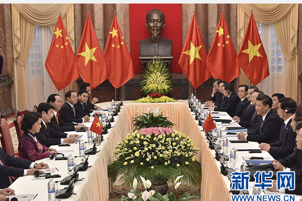 11月6日，中共中央總書記、國家主席習近平在河內同越南國家主席張晉創(chuàng)舉行會談。 新華社記者李濤攝