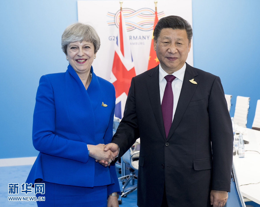 7月7日，國(guó)家主席習(xí)近平在漢堡會(huì)見英國(guó)首相特雷莎·梅。 新華社記者李學(xué)仁 攝