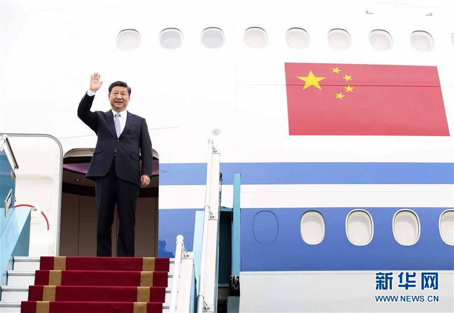 （時(shí)政）（1）習(xí)近平抵達(dá)河內(nèi)開始對(duì)越南社會(huì)主義共和國(guó)進(jìn)行國(guó)事訪問(wèn)
