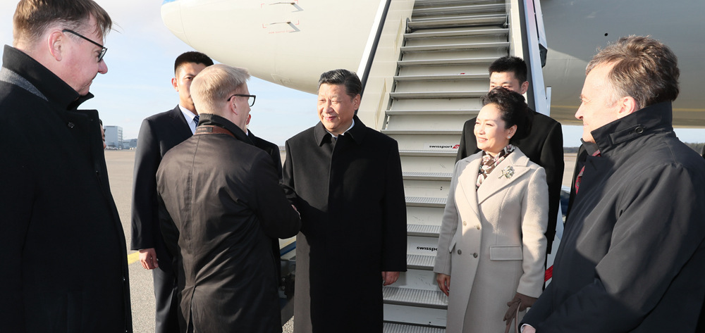 習(xí)近平抵達(dá)赫爾辛基 開始對(duì)芬蘭共和國(guó)進(jìn)行國(guó)事訪問(wèn)