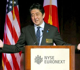安倍“右轉(zhuǎn)”何時(shí)休？